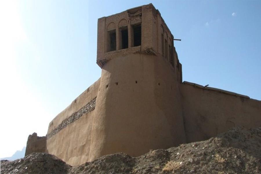 هشدار درباره سقوط یکی از نادرترین قلعه‌های ایران!
